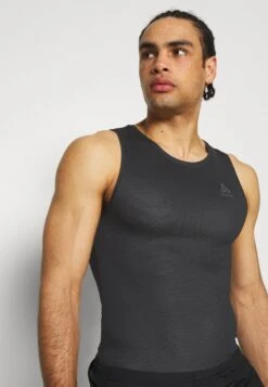 Odlo ACTIVE F-DRY LIGHT ECO BL CREW NECK TANK - Top - Black -Odlo bba1fb7004a849909dcacf1860316dd4
